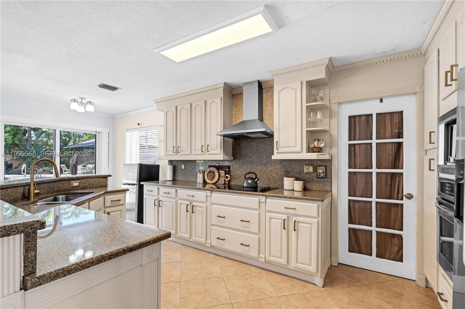 WEITZER SERENA LAKES ESTA - Residential