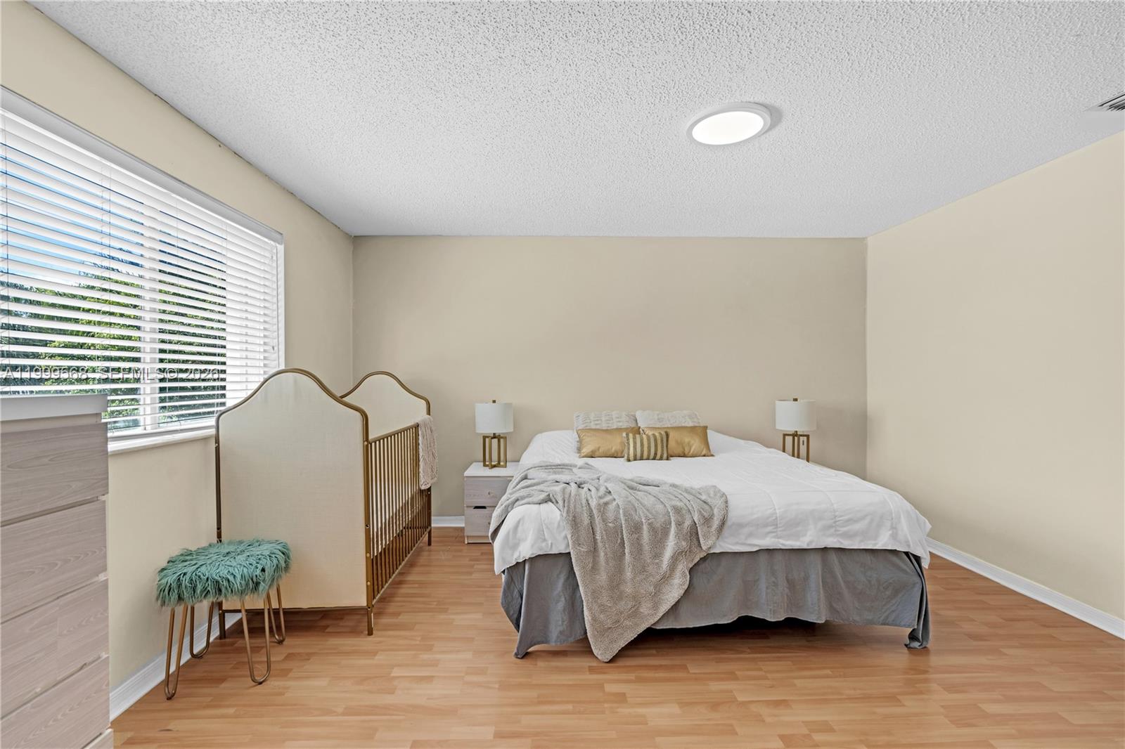 WEITZER SERENA LAKES ESTA - Residential