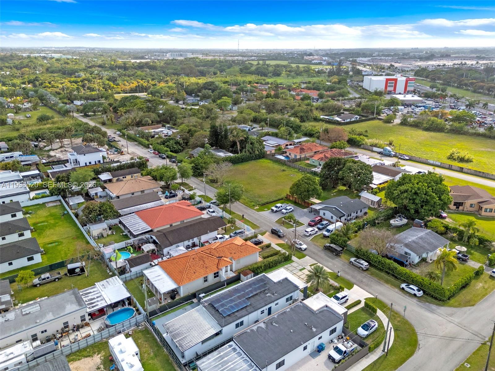 SILVER PALM PARK - Residential