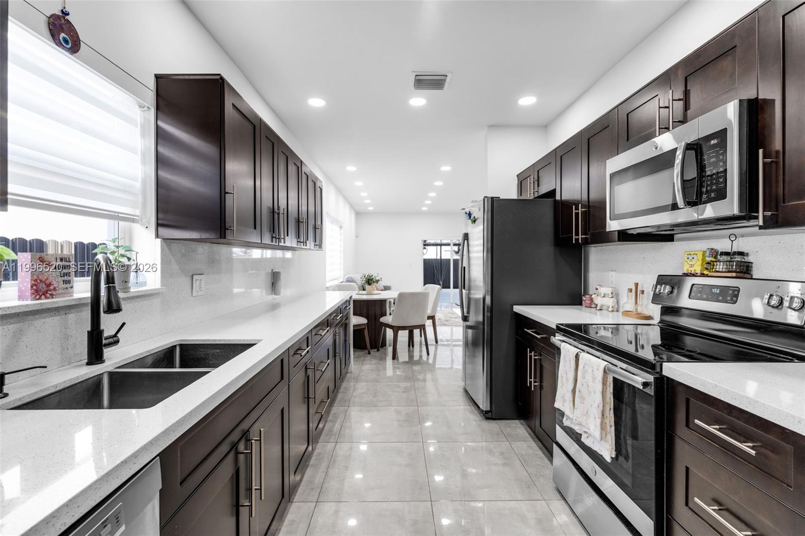 SILVER PALM PARK - Residential
