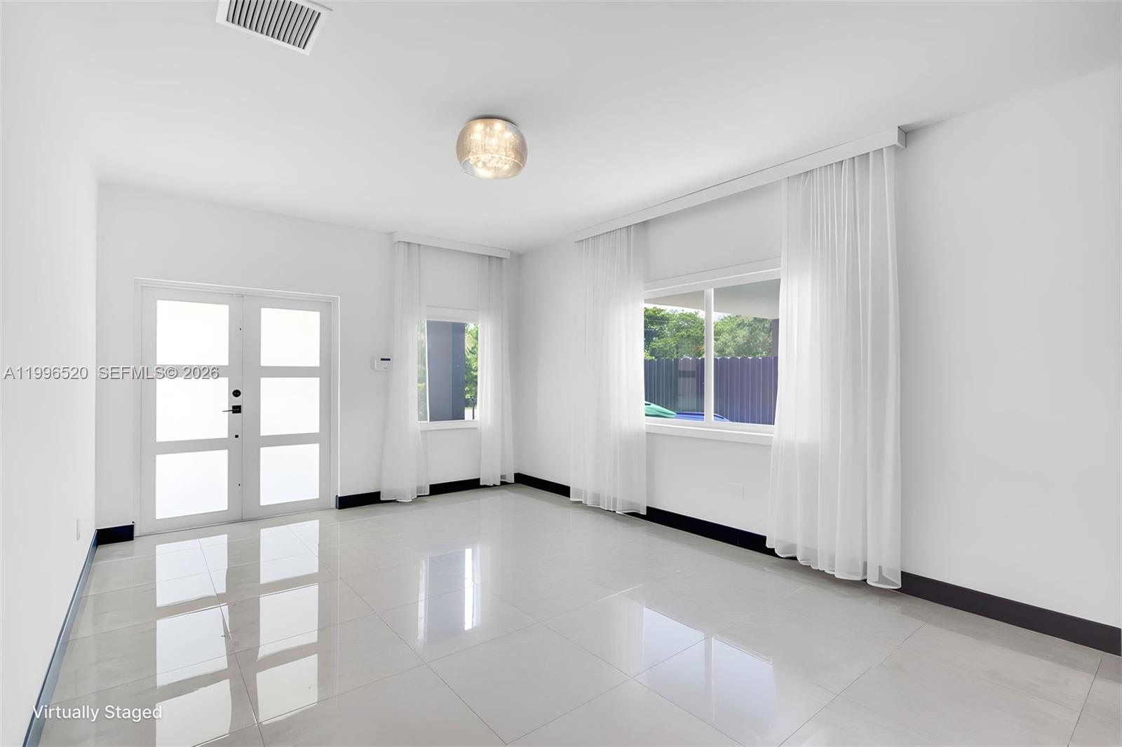SILVER PALM PARK - Residential