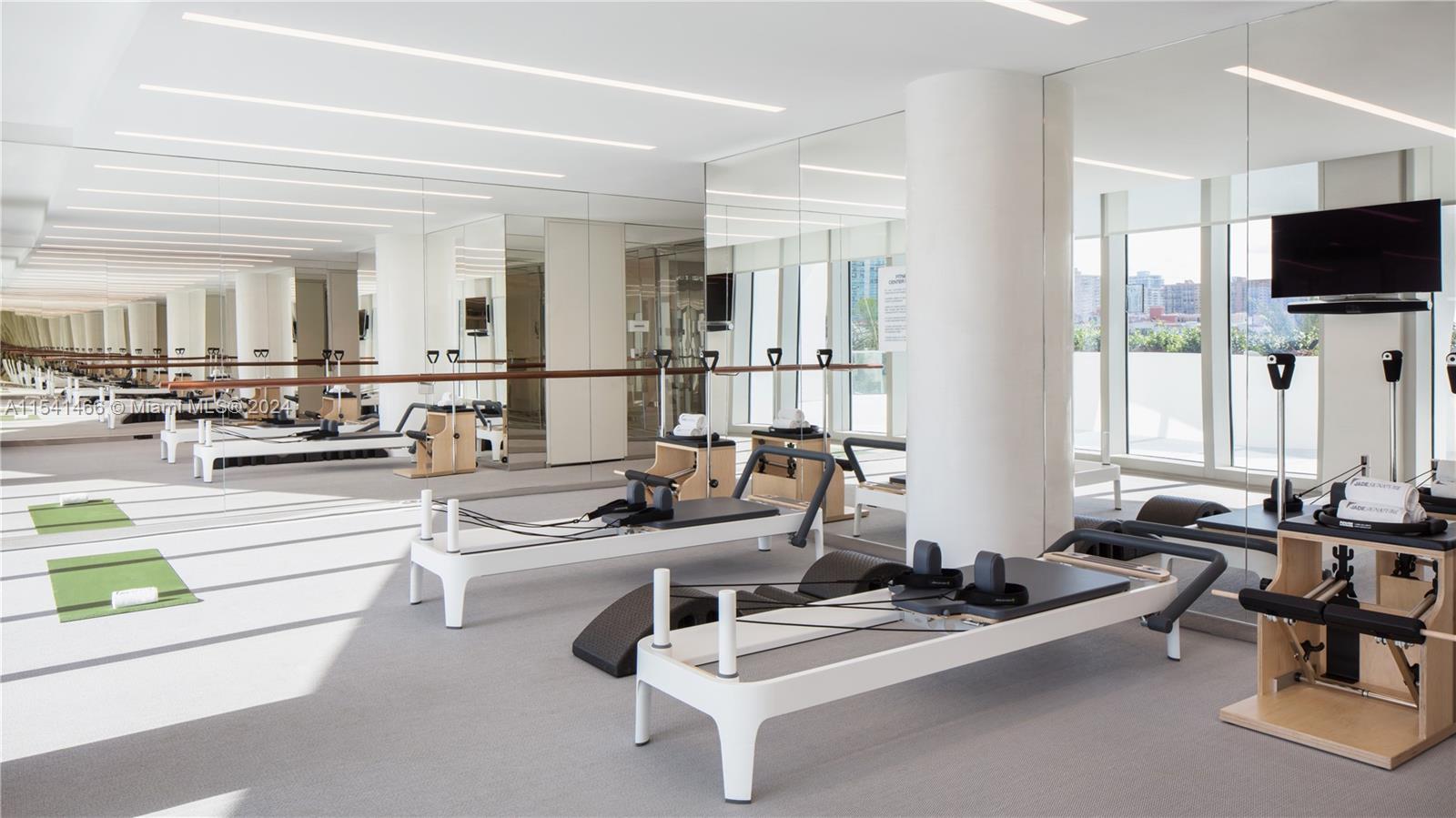 JADE SIGNATURE - Residential