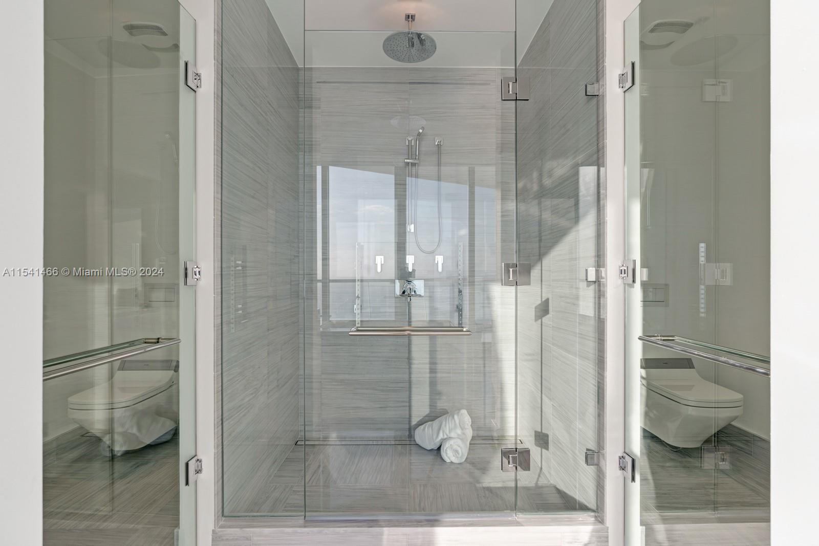 JADE SIGNATURE - Residential
