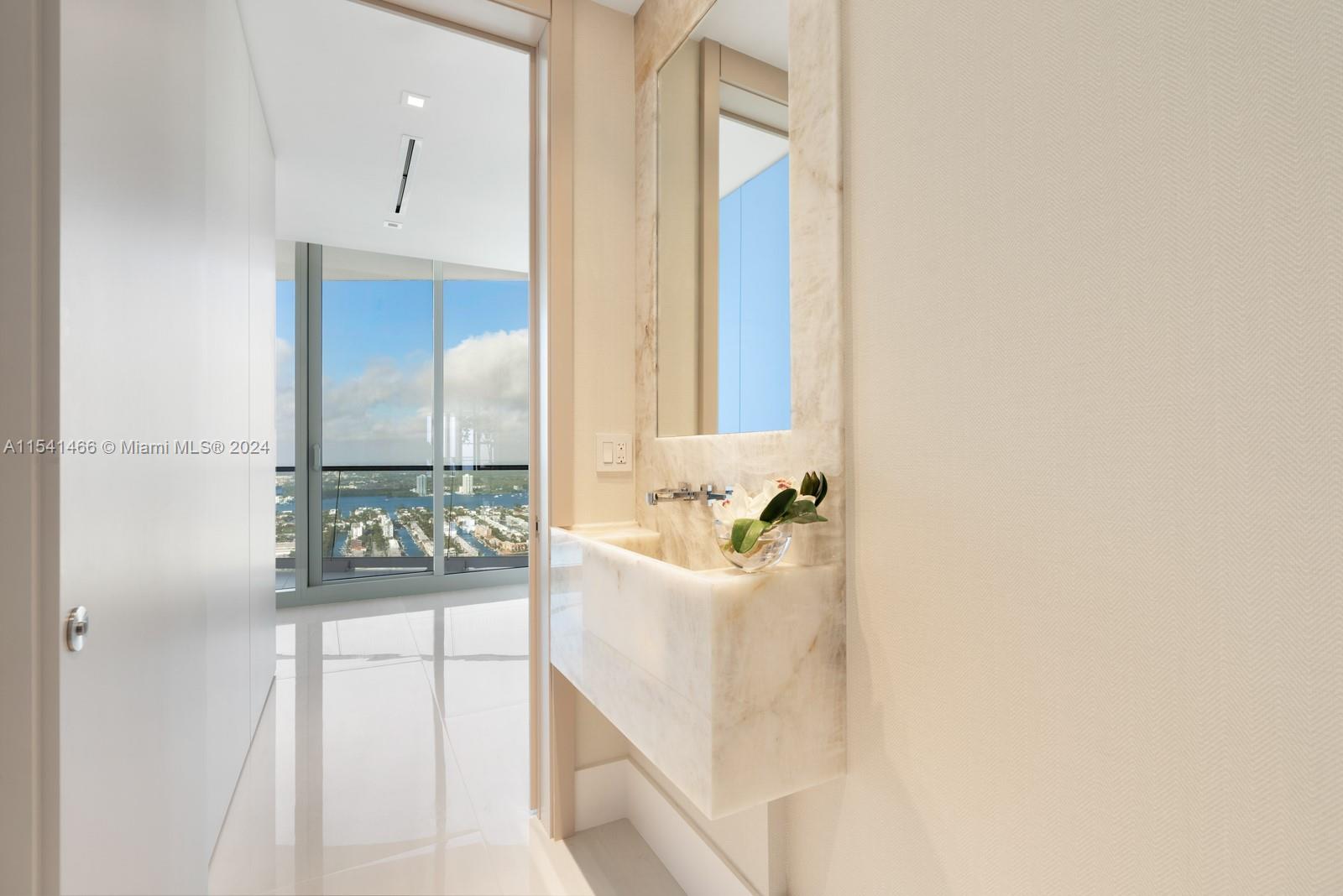 JADE SIGNATURE - Residential