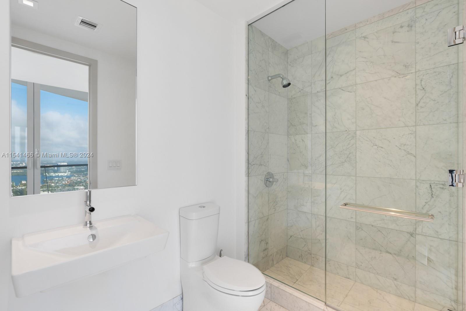 JADE SIGNATURE - Residential