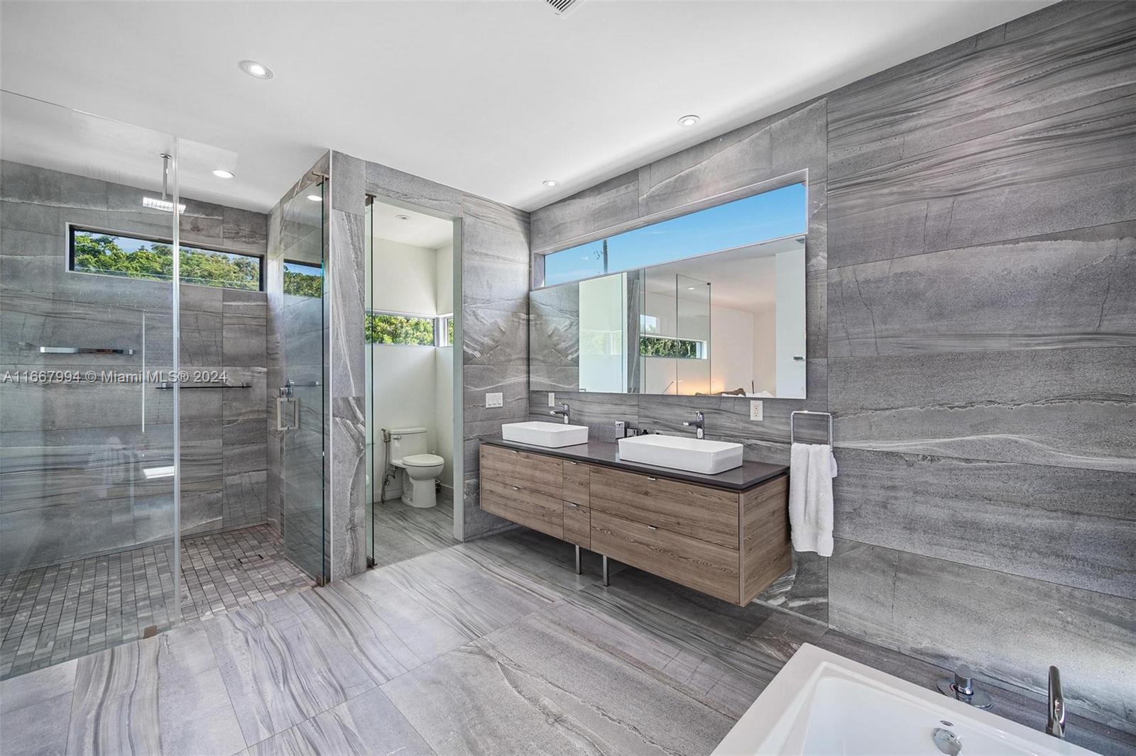 VIZCAYA GARDENS SUBDIVISI - Residential