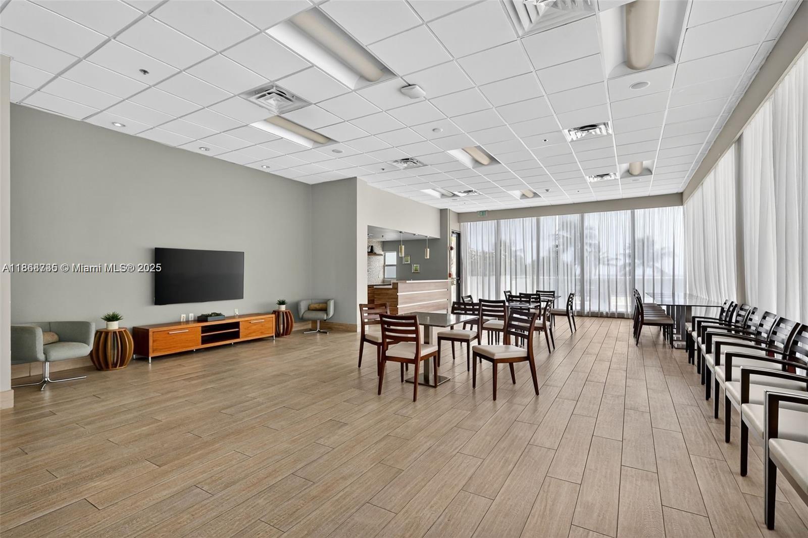 9500 OCEANS CONDO - Residential Lease