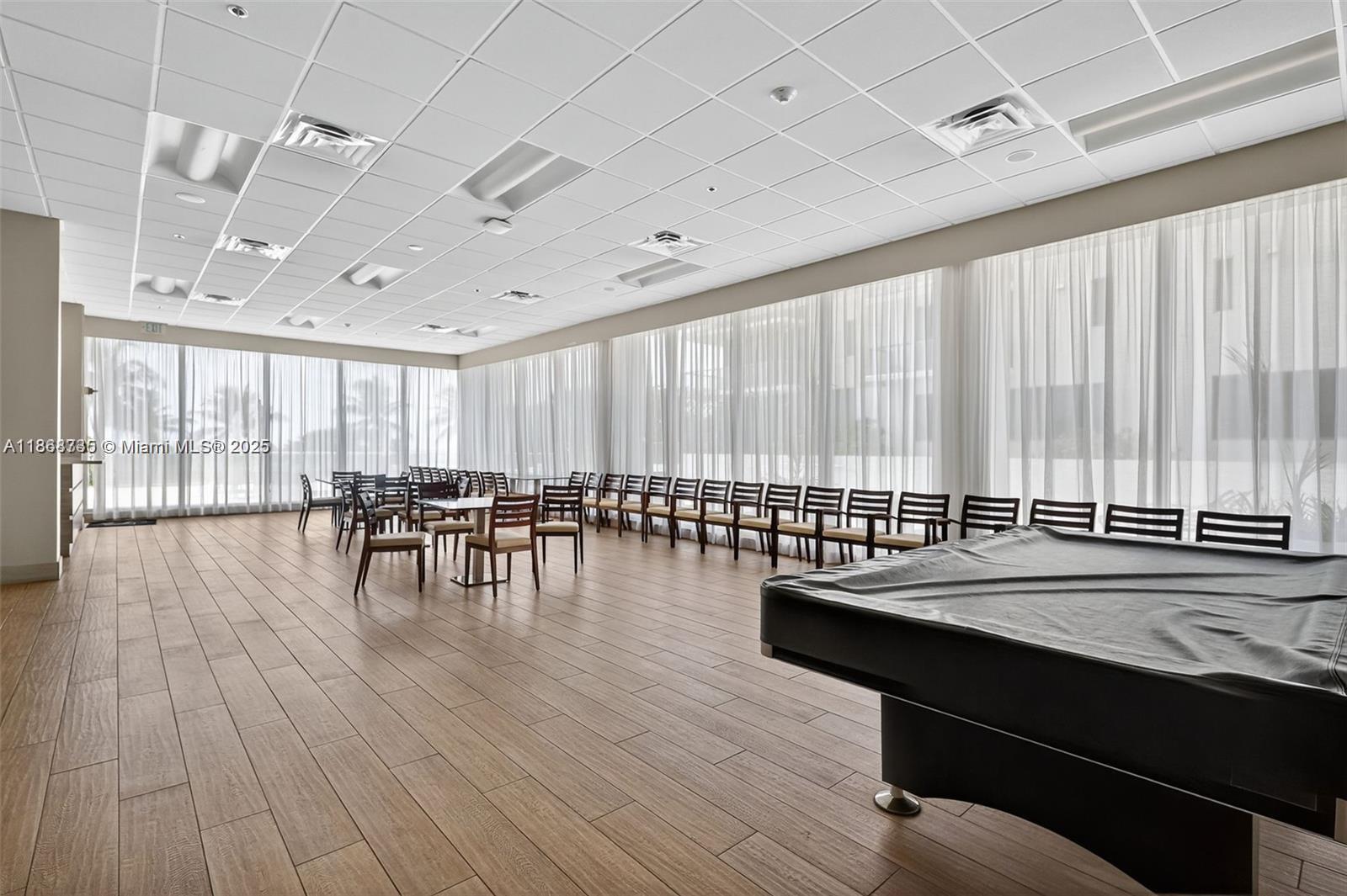 9500 OCEANS CONDO - Residential Lease