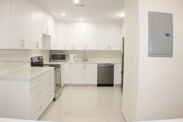 SYLVANIA HEIGHTS - Residential Lease