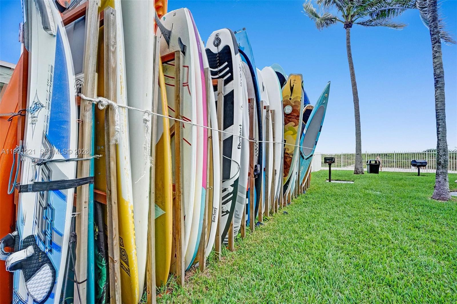 LA GORCE PALACE CONDO - Residential Lease