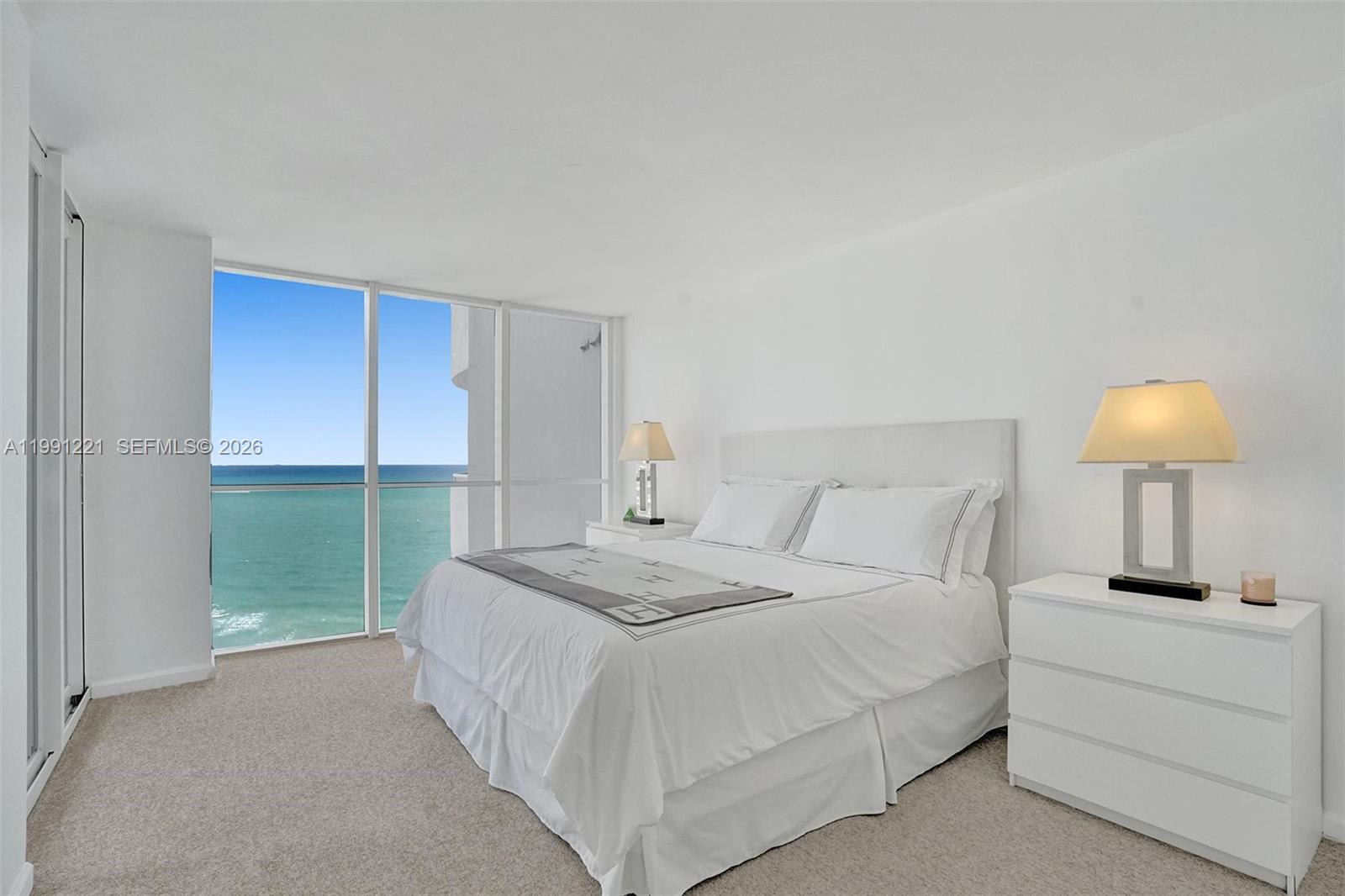 LA GORCE PALACE CONDO - Residential Lease