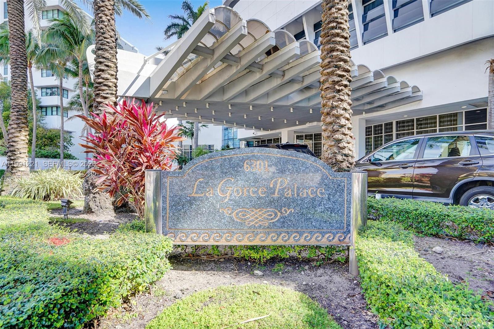 LA GORCE PALACE CONDO - Residential Lease