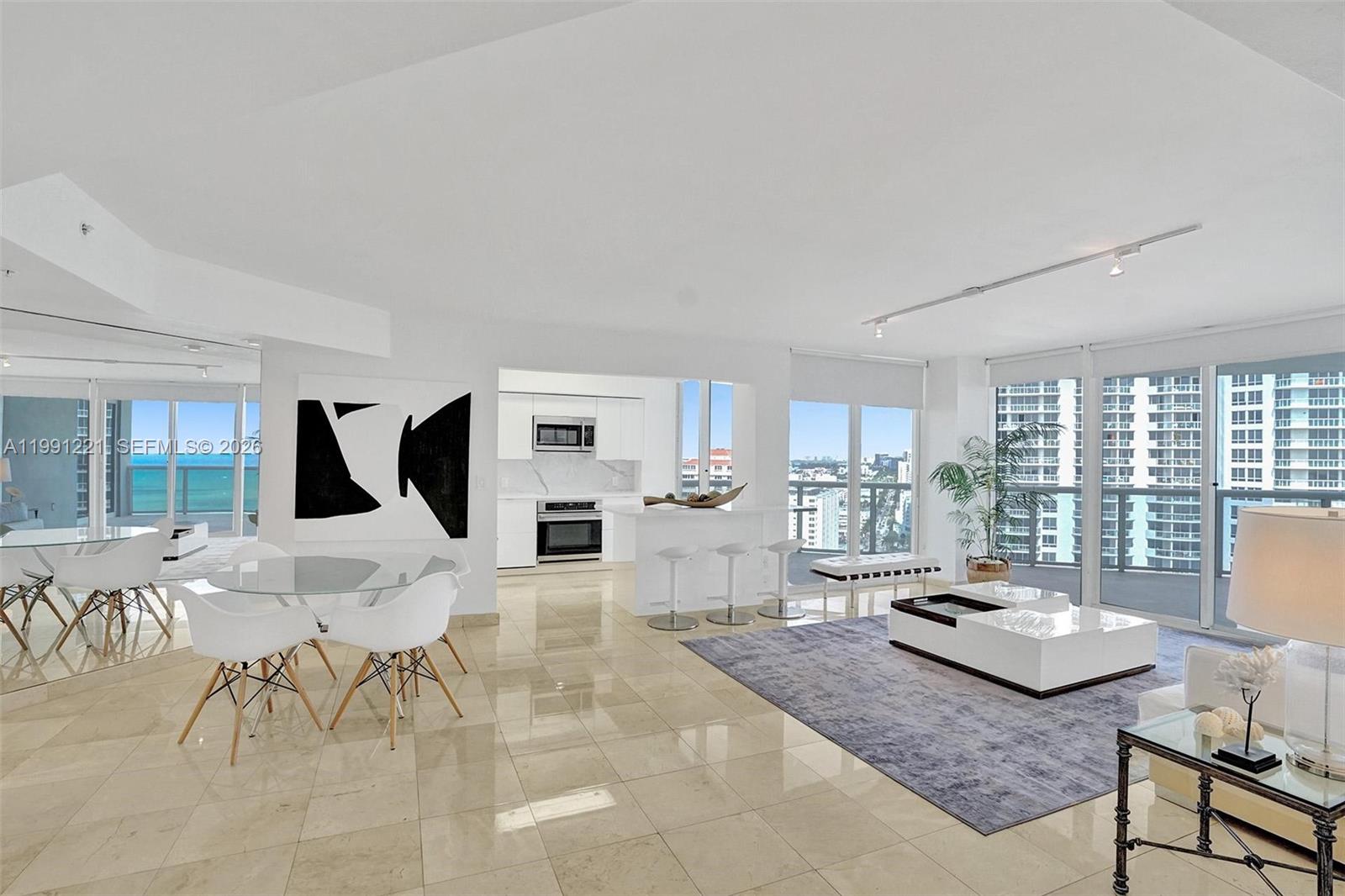 6301 Collins Ave 2308