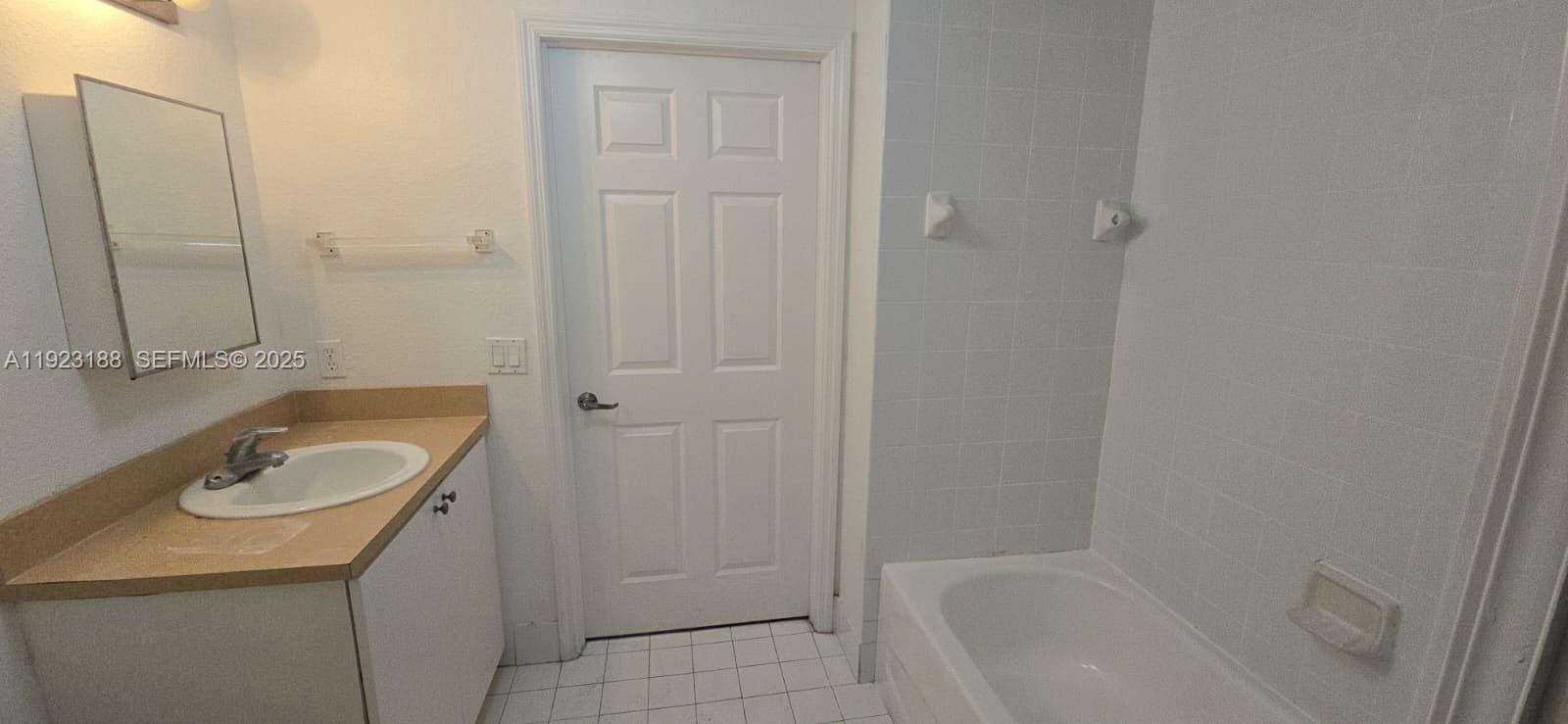 BRICKELL RIVERVIEW - Residential Lease