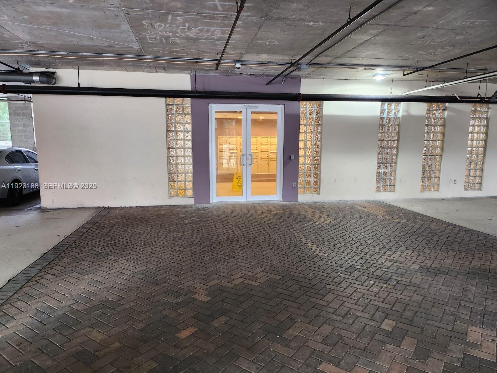 BRICKELL RIVERVIEW - Residential Lease