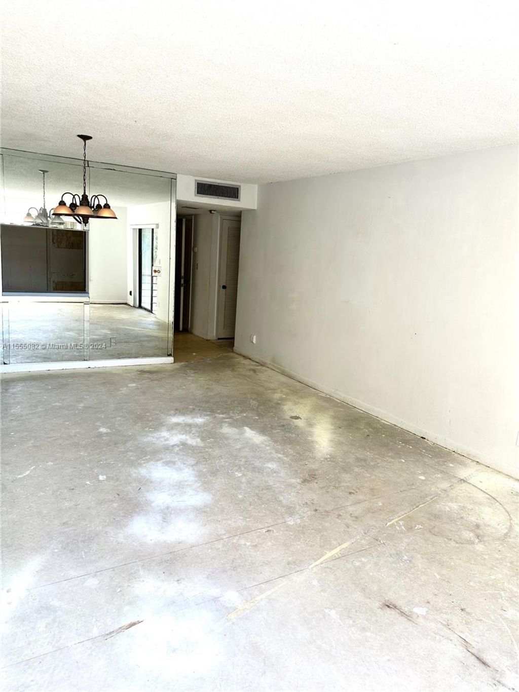 Photo of 2302 S Cypress Bend Dr #306, Pompano Beach, FL 33069 (MLS # A11555082)