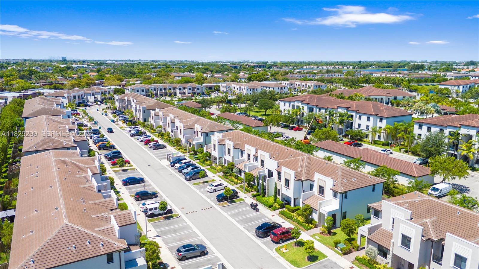 VIA VENTURA NEIGHBORHOOD - Residential