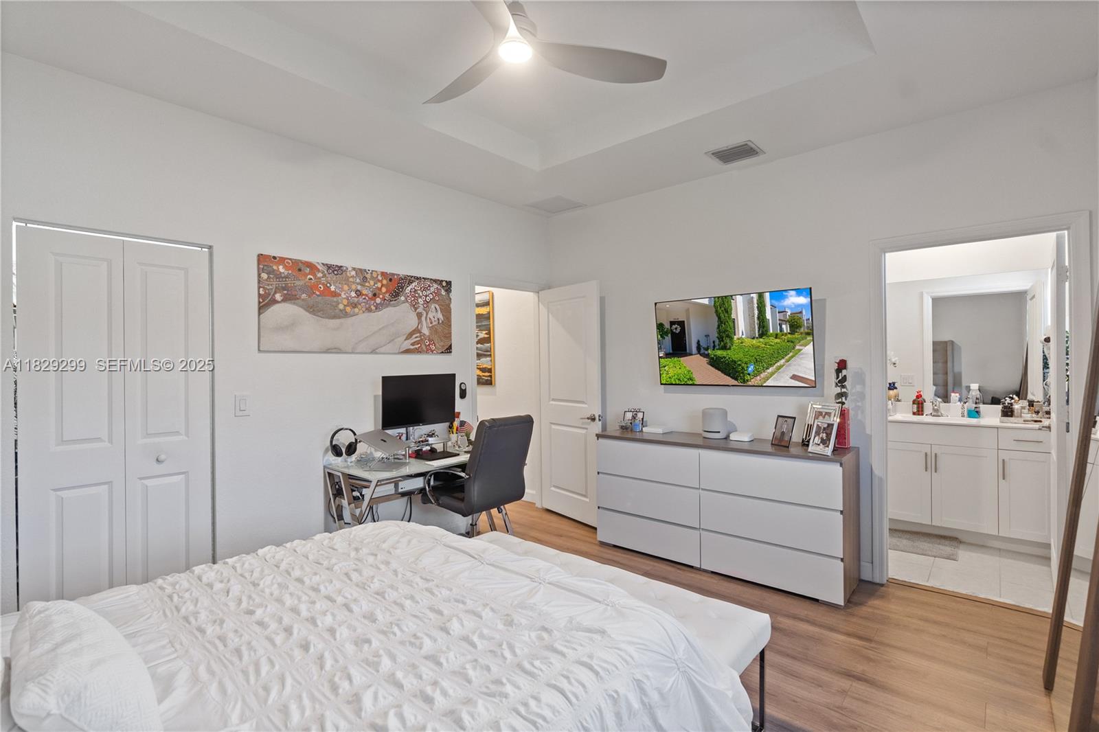 VIA VENTURA NEIGHBORHOOD - Residential