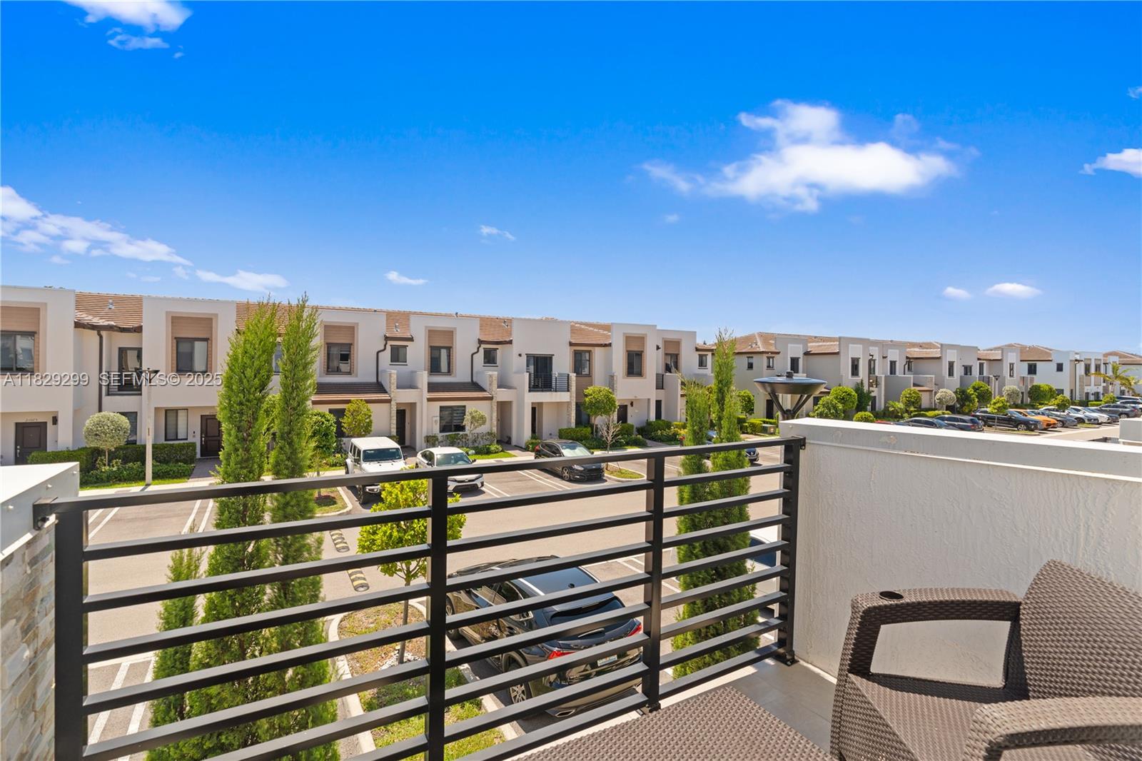 VIA VENTURA NEIGHBORHOOD - Residential