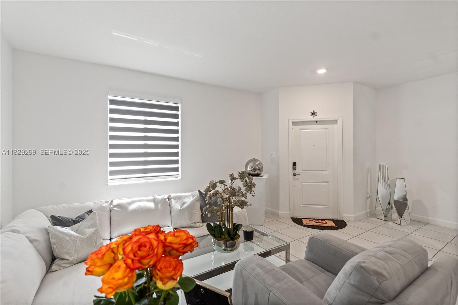 VIA VENTURA NEIGHBORHOOD - Residential