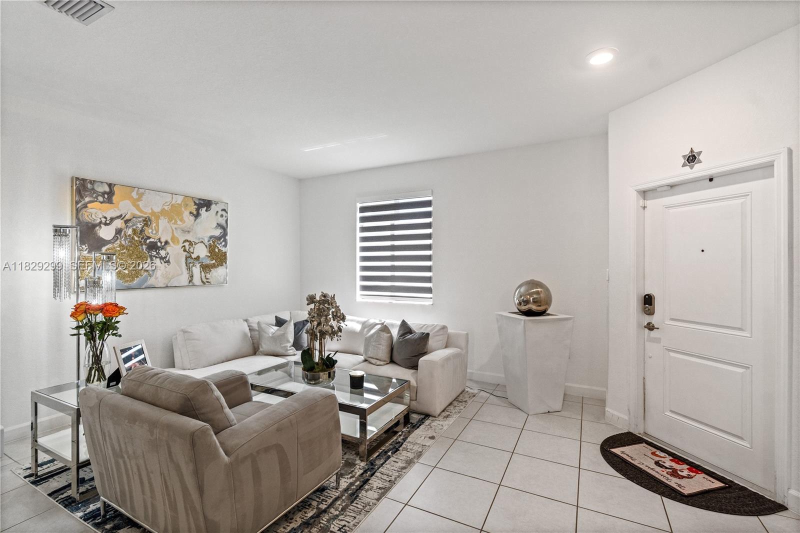 VIA VENTURA NEIGHBORHOOD - Residential