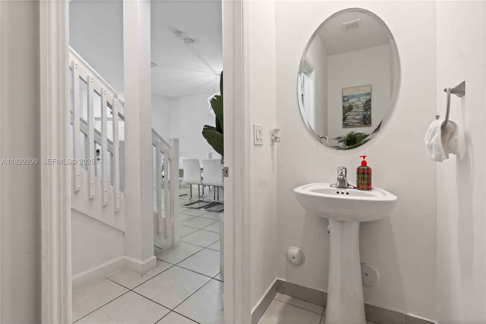 VIA VENTURA NEIGHBORHOOD - Residential