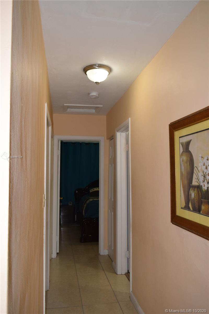 WESTWOOD LAKE 1ST ADDN - Residential