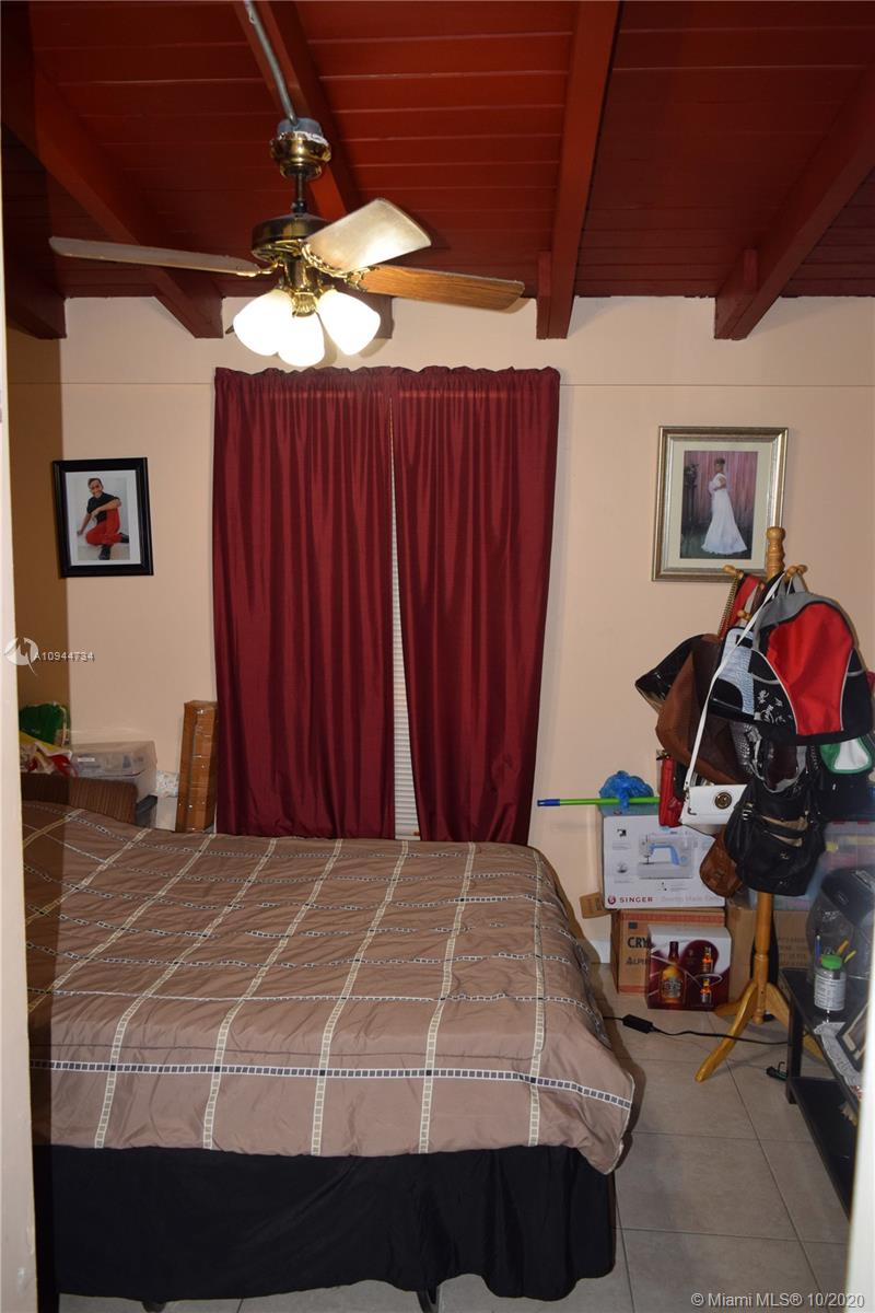 WESTWOOD LAKE 1ST ADDN - Residential