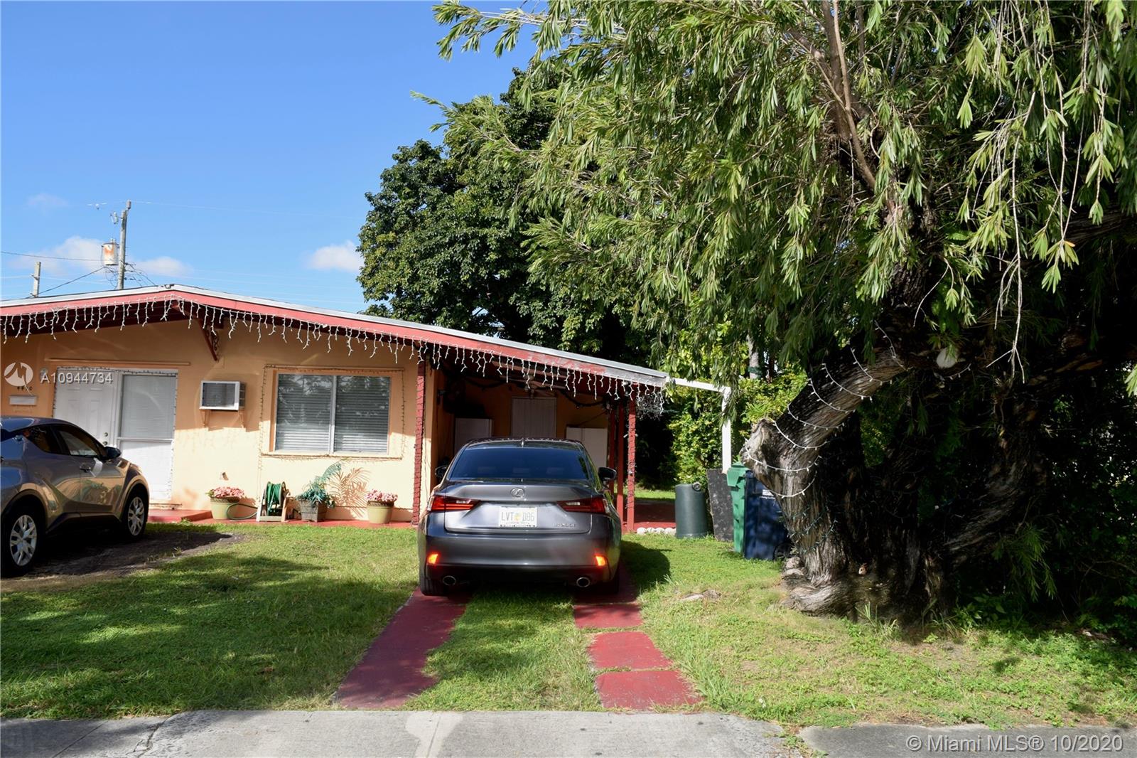 WESTWOOD LAKE 1ST ADDN - Residential