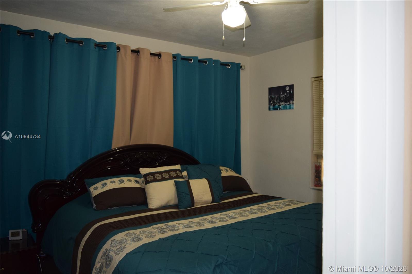 WESTWOOD LAKE 1ST ADDN - Residential