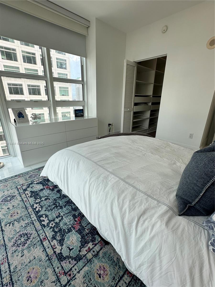 THE PLAZA - Residential Lease