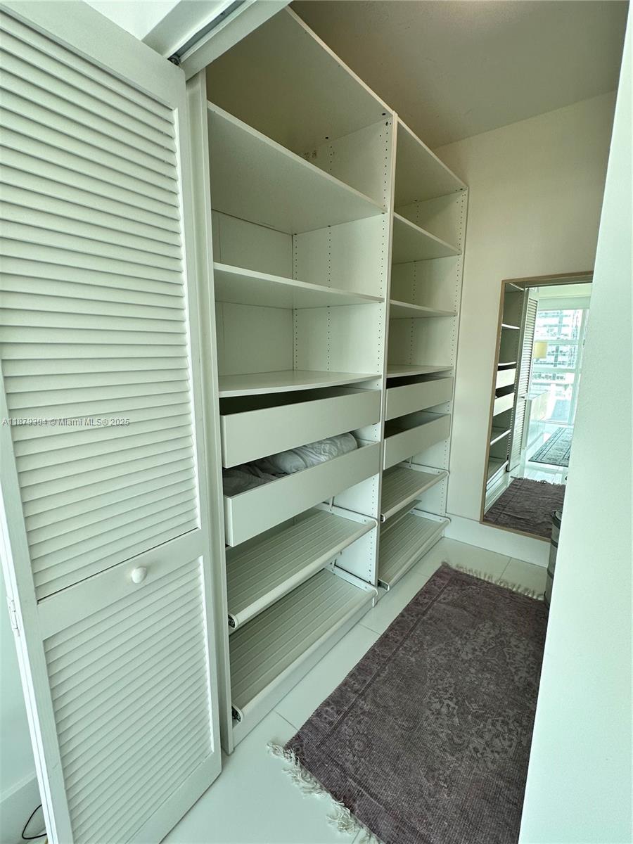 THE PLAZA - Residential Lease