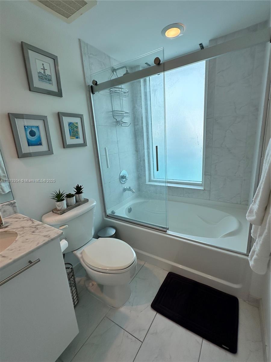 THE PLAZA - Residential Lease