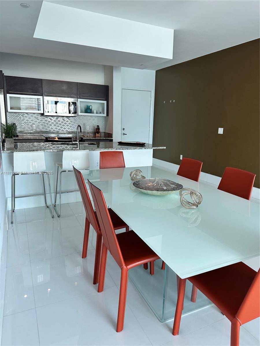 THE PLAZA - Residential Lease