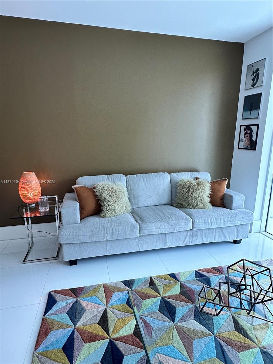 THE PLAZA - Residential Lease