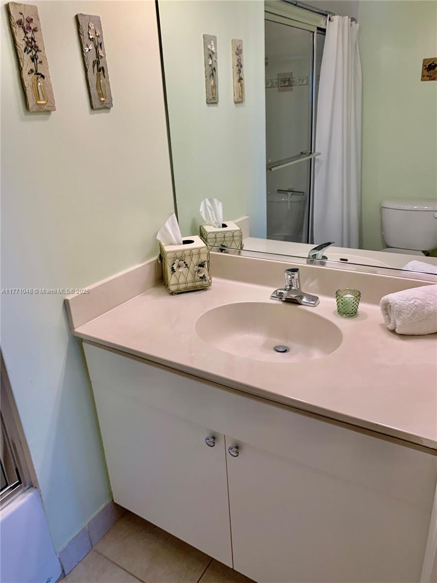 ST TROPEZ CONDO - Residential Lease