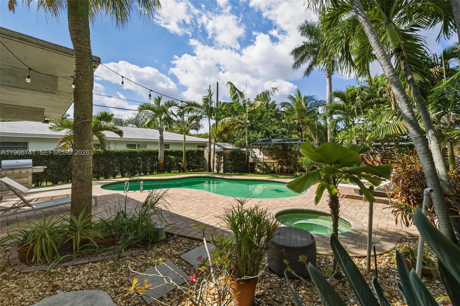 SOUTH FORK ESTATES - Residential