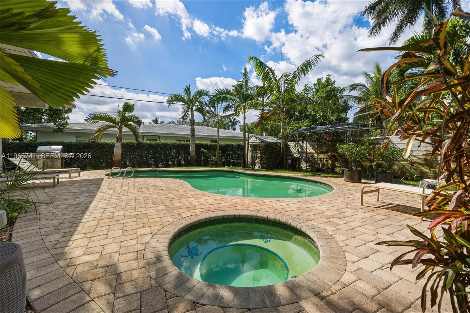 SOUTH FORK ESTATES - Residential