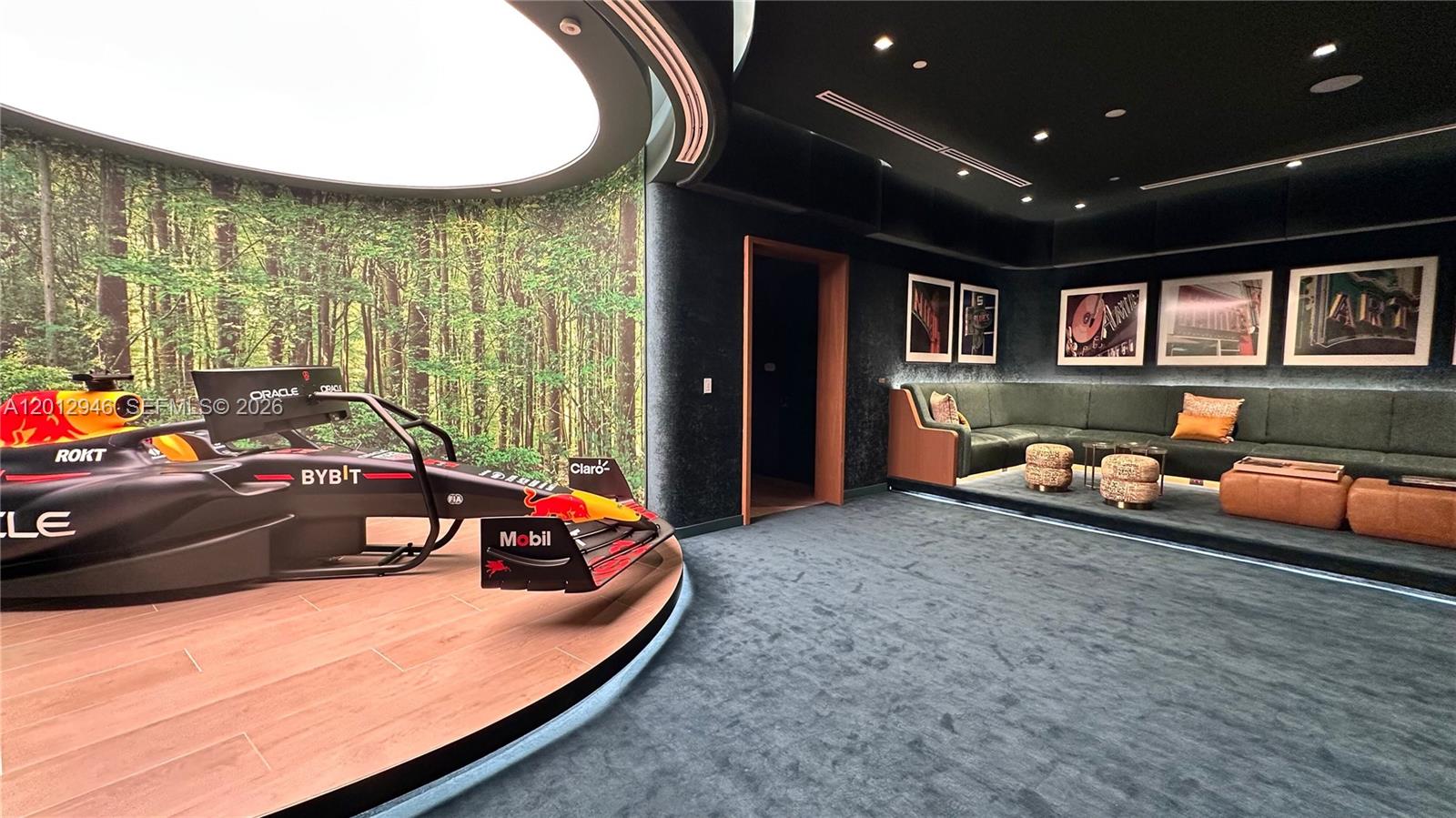 VICEROY RESIDENCE - Residential Lease