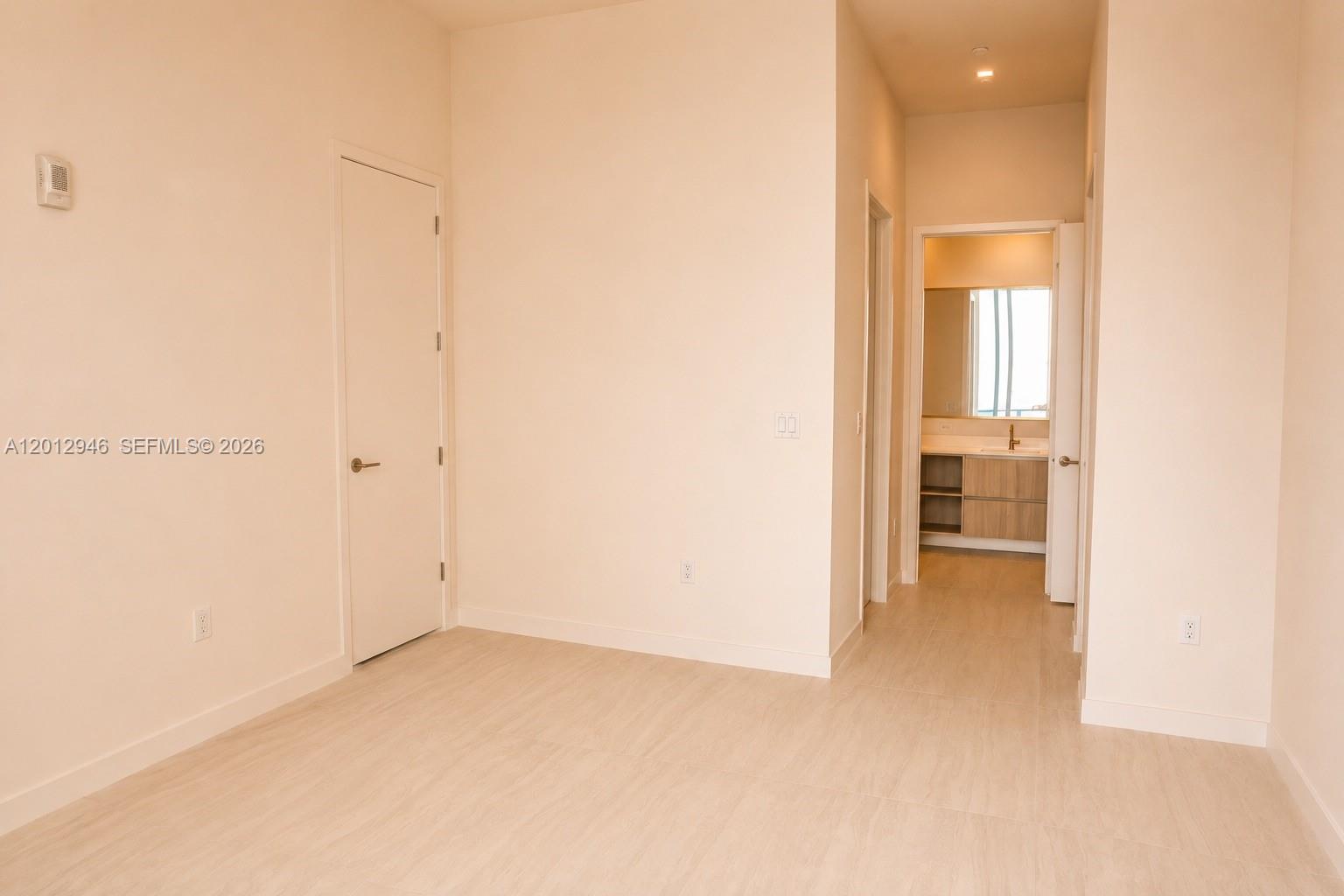 VICEROY RESIDENCE - Residential Lease