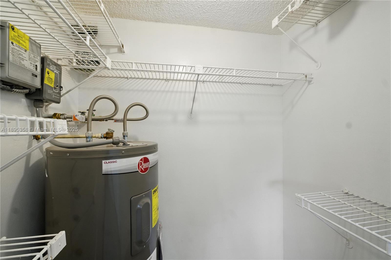 PALM AIRE - Residential Lease