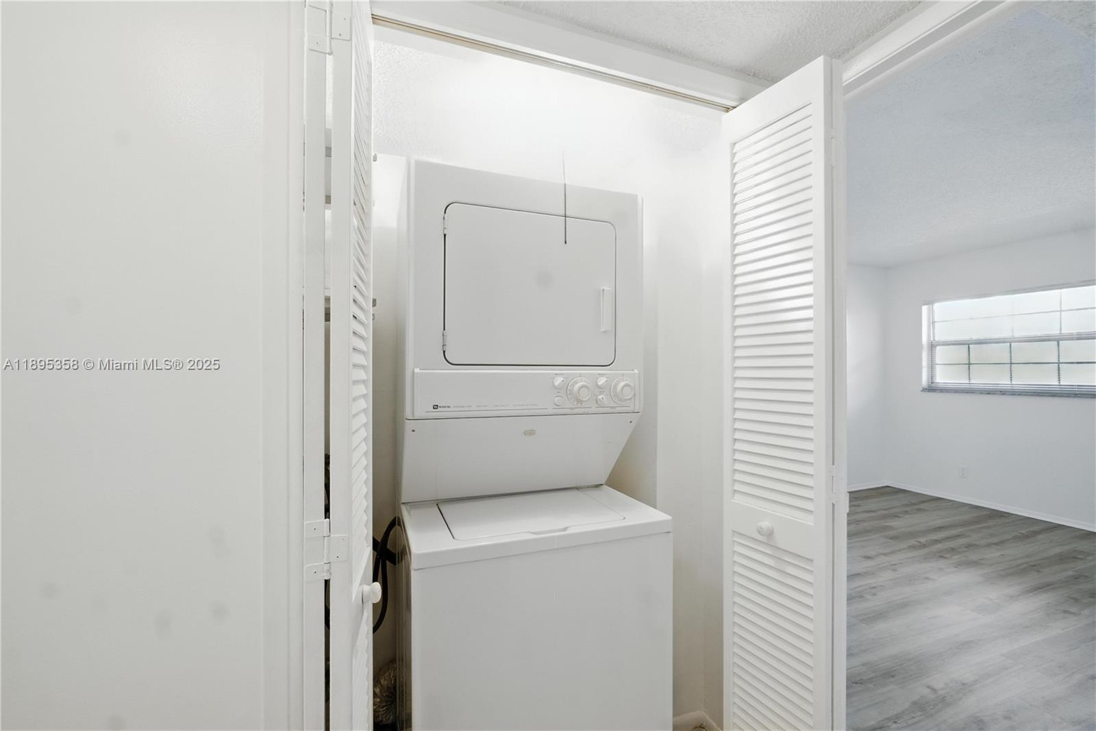 PALM AIRE - Residential Lease