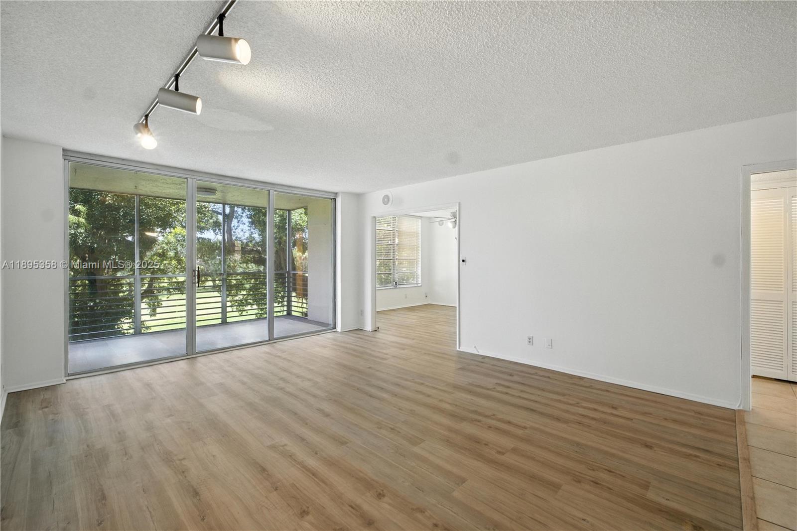 PALM AIRE - Residential Lease