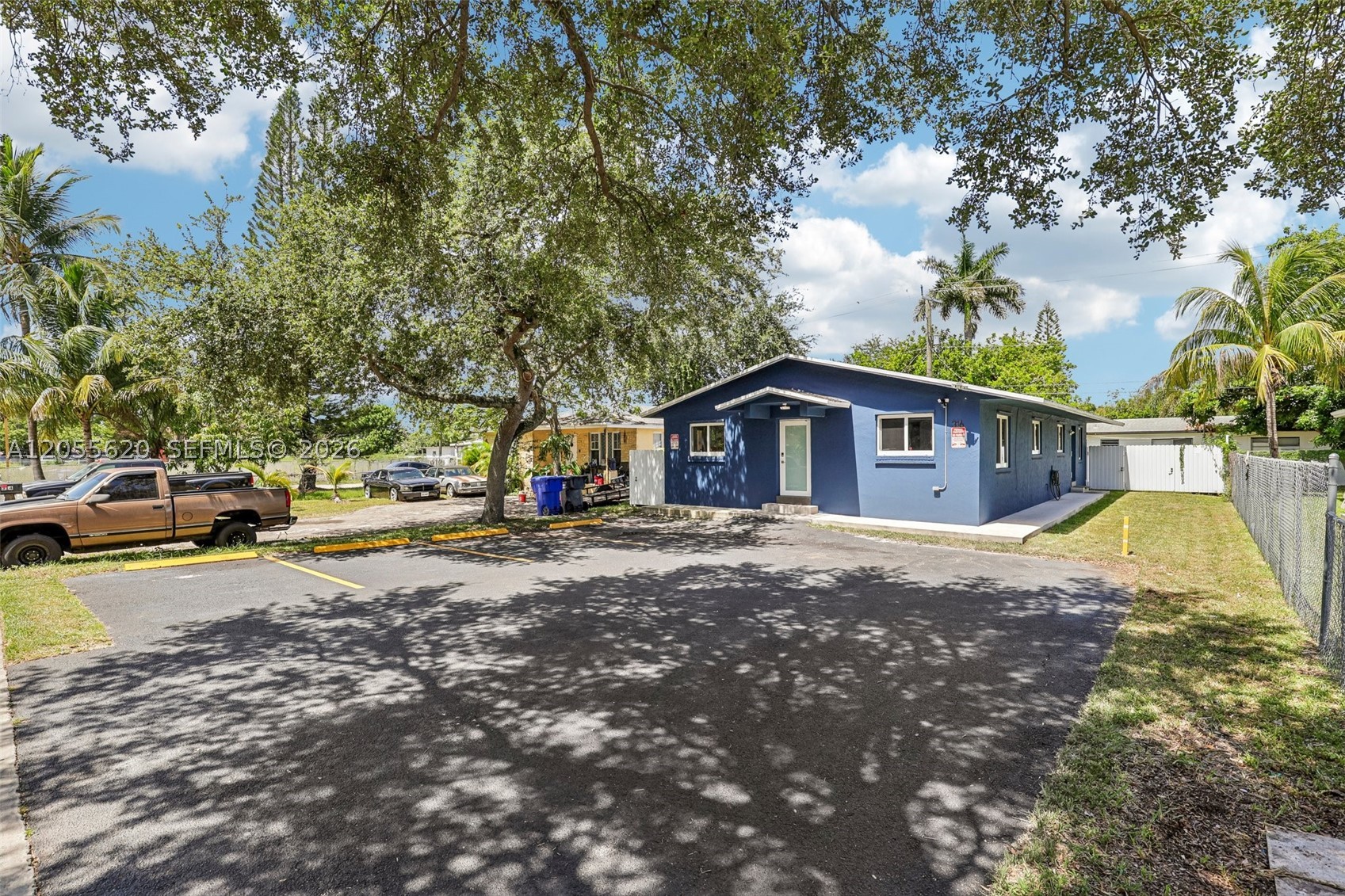 316 N 61st Ave
