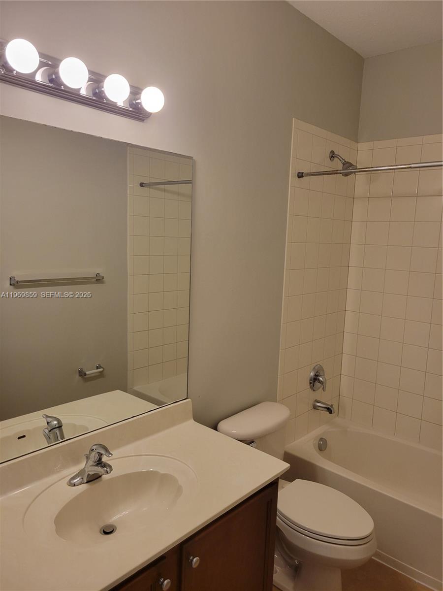 TUSCAN VILLAS CONDO - Residential Lease