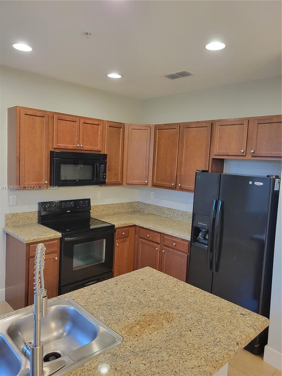 TUSCAN VILLAS CONDO - Residential Lease