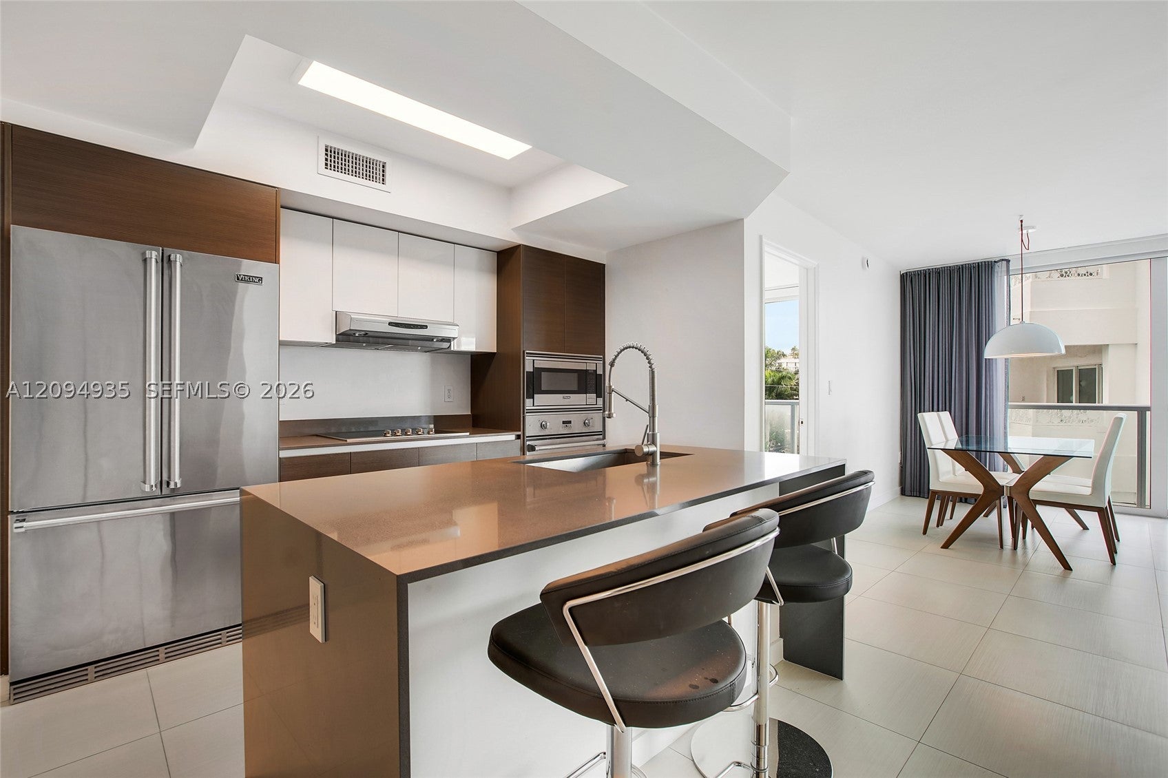 9821 E Bay Harbor Dr 501