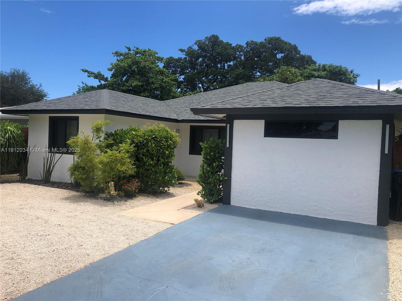 CHATEAU PARK SEC - Residential Lease