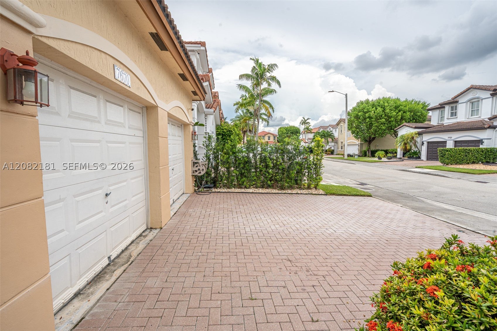 7670 NW 113th Path