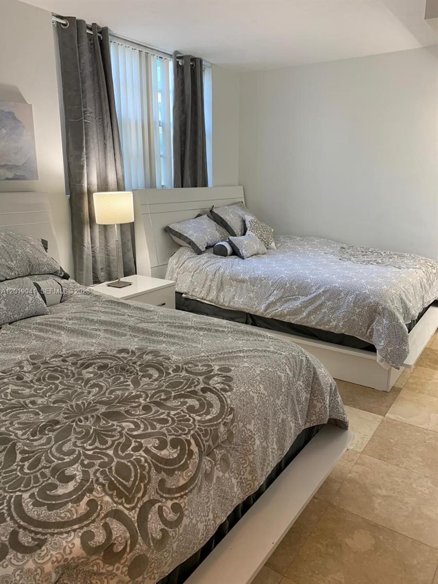 TIDES ON HOLLYWOOD BEACH - Residential